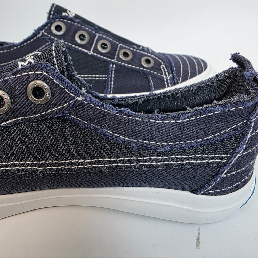 NEW Women's Blowfish Malibu Slip-On sneakers in a dark blue canvas Size 8.5M - Picture 7 of 12